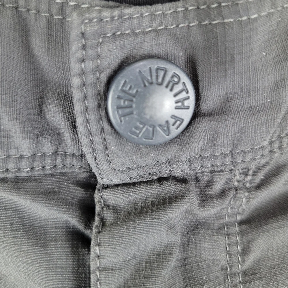 The North‎ Face Utility Cargo Nylon Men's Shorts - 2XL